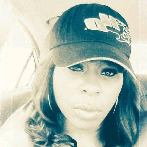 Meet your Posher, Contina - Picture 1 of 1